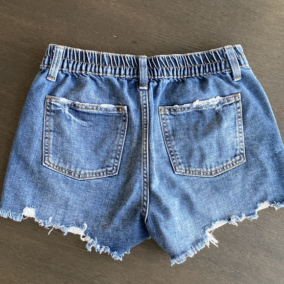 Aerie distressed denim shorts - Picture 2 of 8